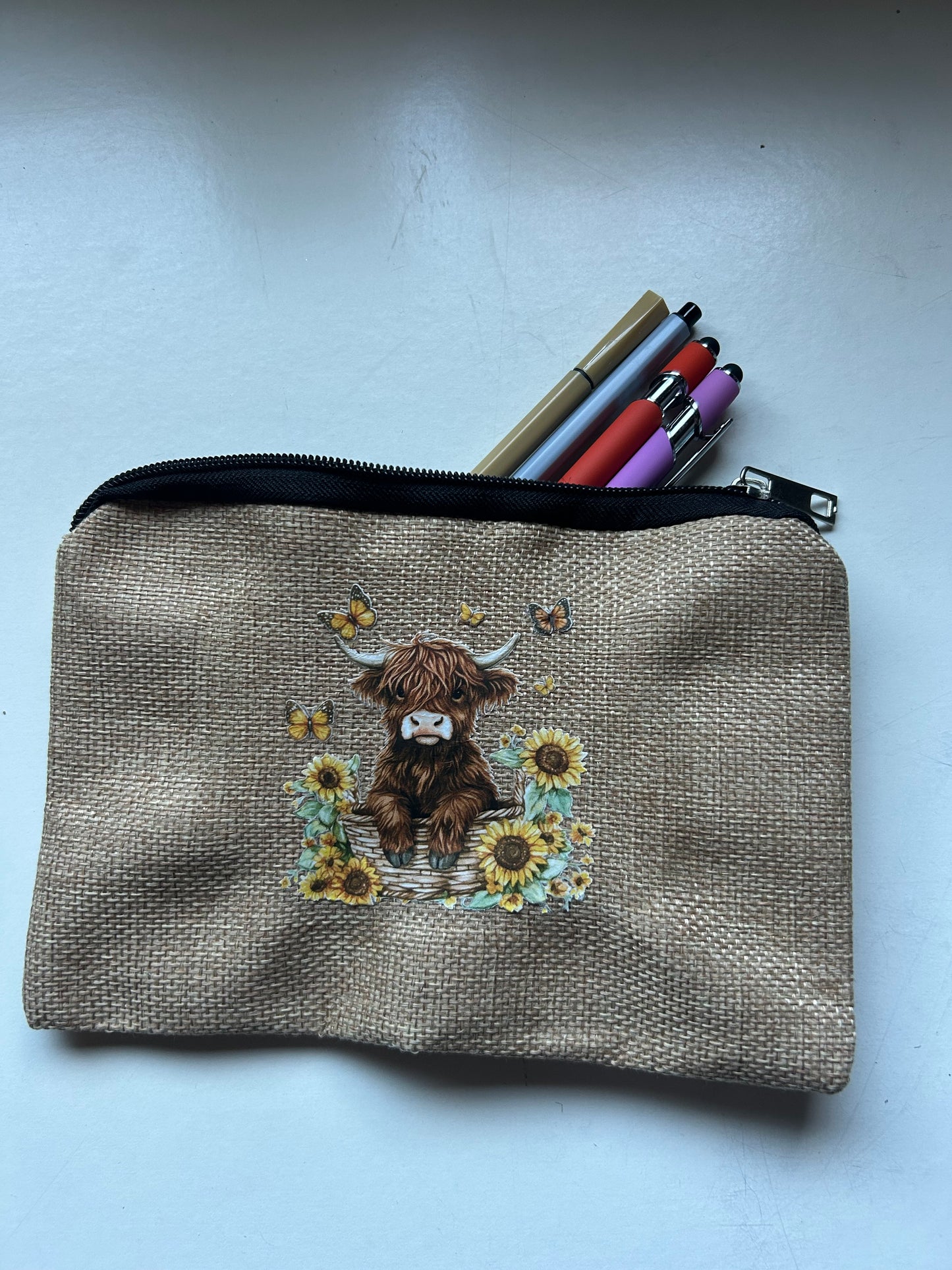 Aesthetic Zipper Pouch – Canvas Makeup Bag & Pencil Case in 8 Designs